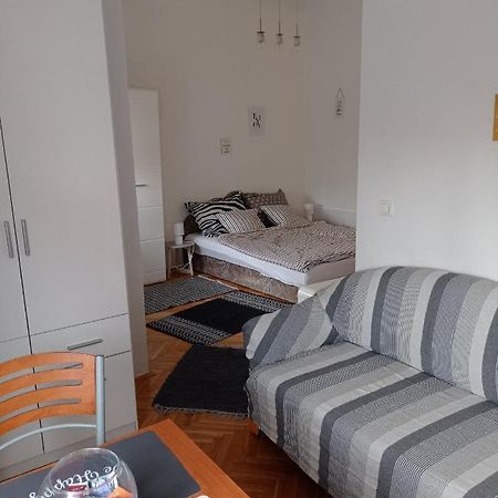 Donata Apartment โอซีเยก ภายนอก รูปภาพ